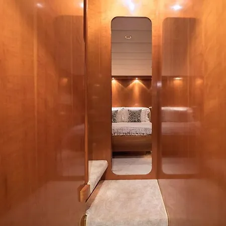 Mlc Yachts Tourlos