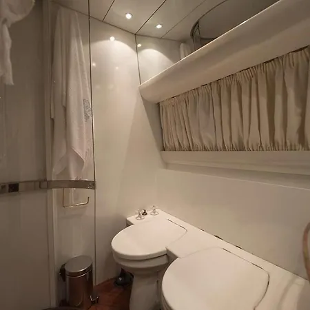 Mlc Yachts Botel Tourlos