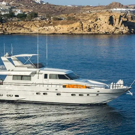 Hotel en barco Mlc Yachts Tourlos